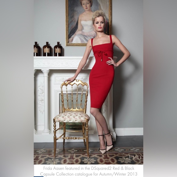 Dsquared 2 Little Black Dress - size 2 - Picture 11 of 11